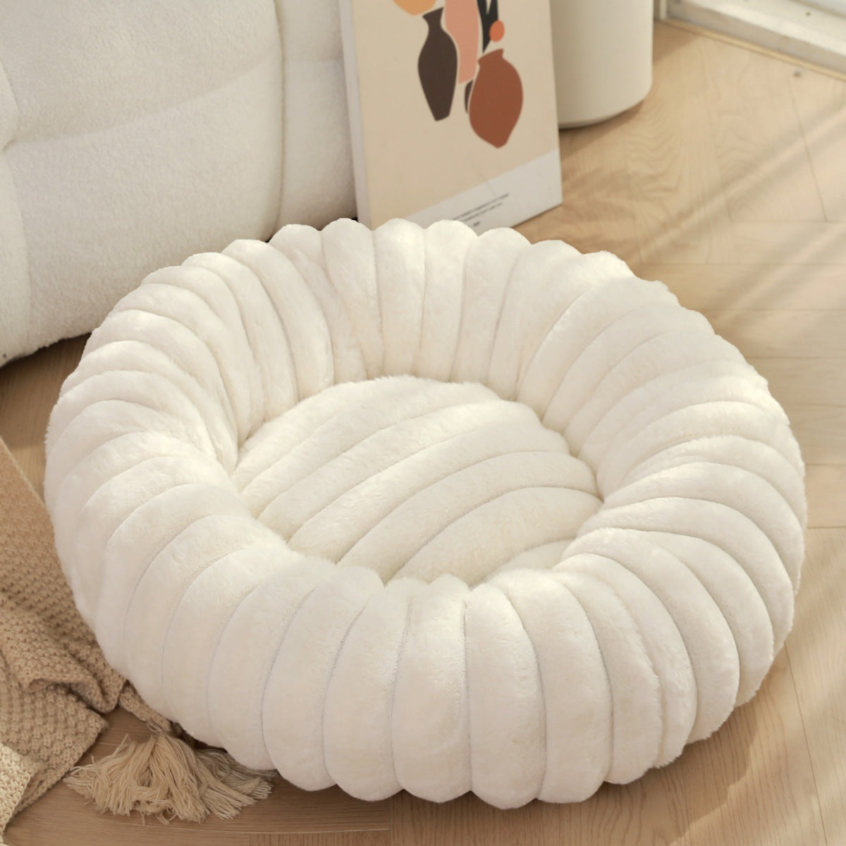 High Density Plush Round Winter Warm Pet Nest Sleeping Bed