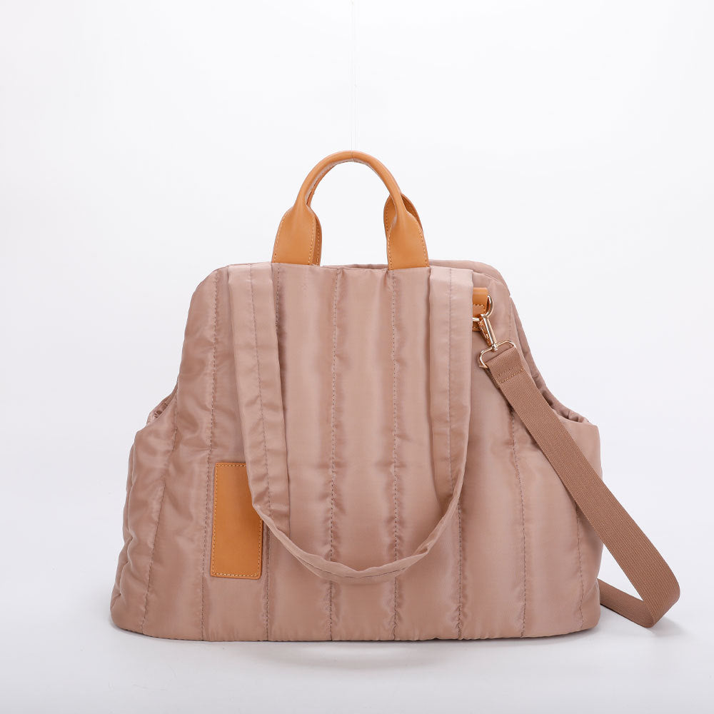 Lightweight Waterproof Pet Carrier Outdoor Fashion Handbag Bag