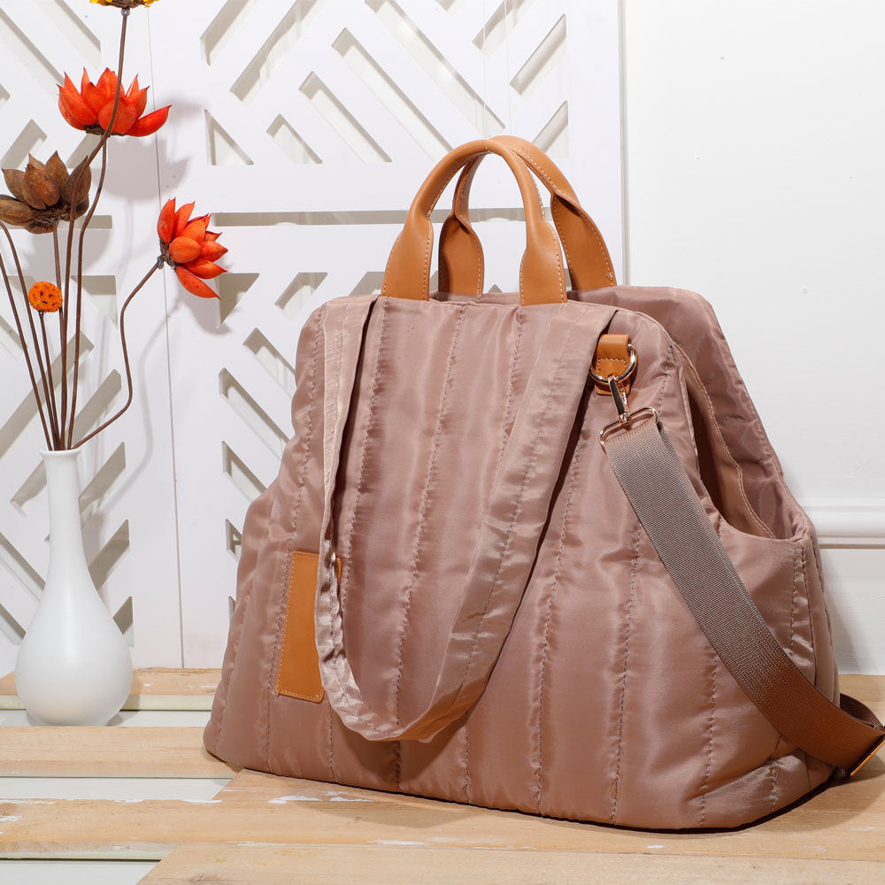 Lightweight Waterproof Pet Carrier Outdoor Fashion Handbag Bag